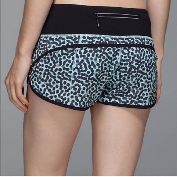lululemon athletica Pants - Lululemon run speed shortace spot tranquil